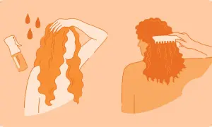 Två illustrationer visar hur man får lockigt hår efter dusch. En kvinna sprayar sitt långa, vågiga hår och en annan kvinna kammar sitt redan lockiga hår.